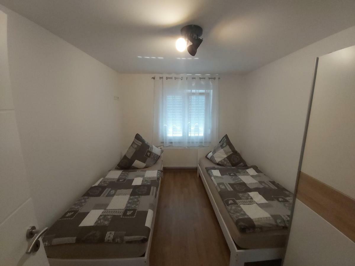 Apartment Claudia Sinsheim Dış mekan fotoğraf